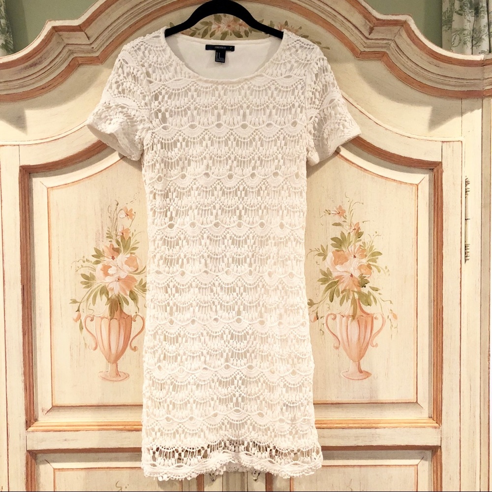 👗Forever 21 Crochet Dress Size Small 👗